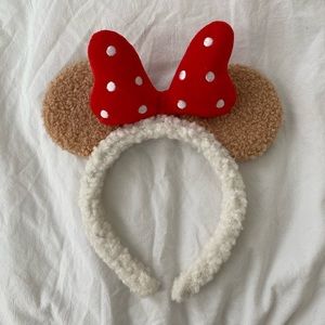 Fuzzy Sherpa Disney Mickey Minnie ears with bow